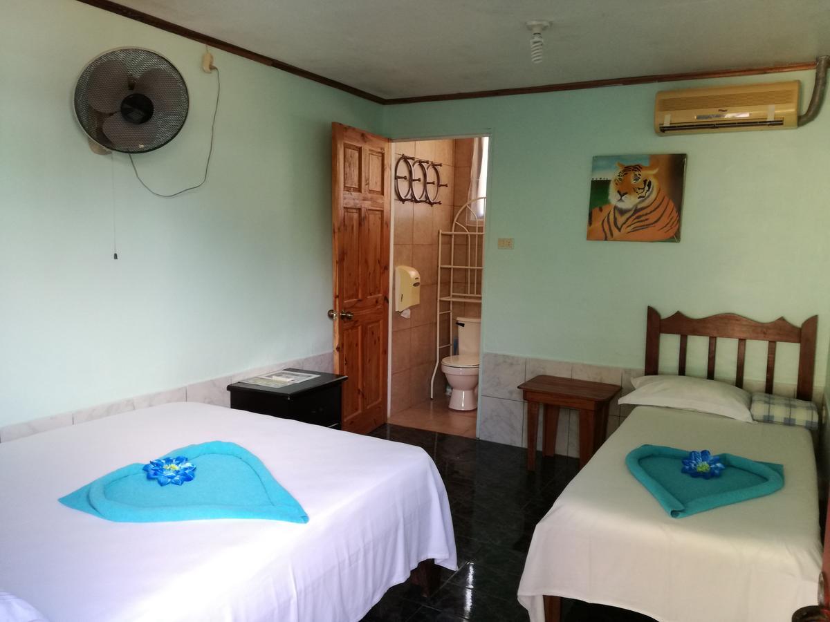 Hotel Margarita Sierpe ภายนอก รูปภาพ